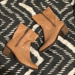 Lands End Leather Boots Size 8.5